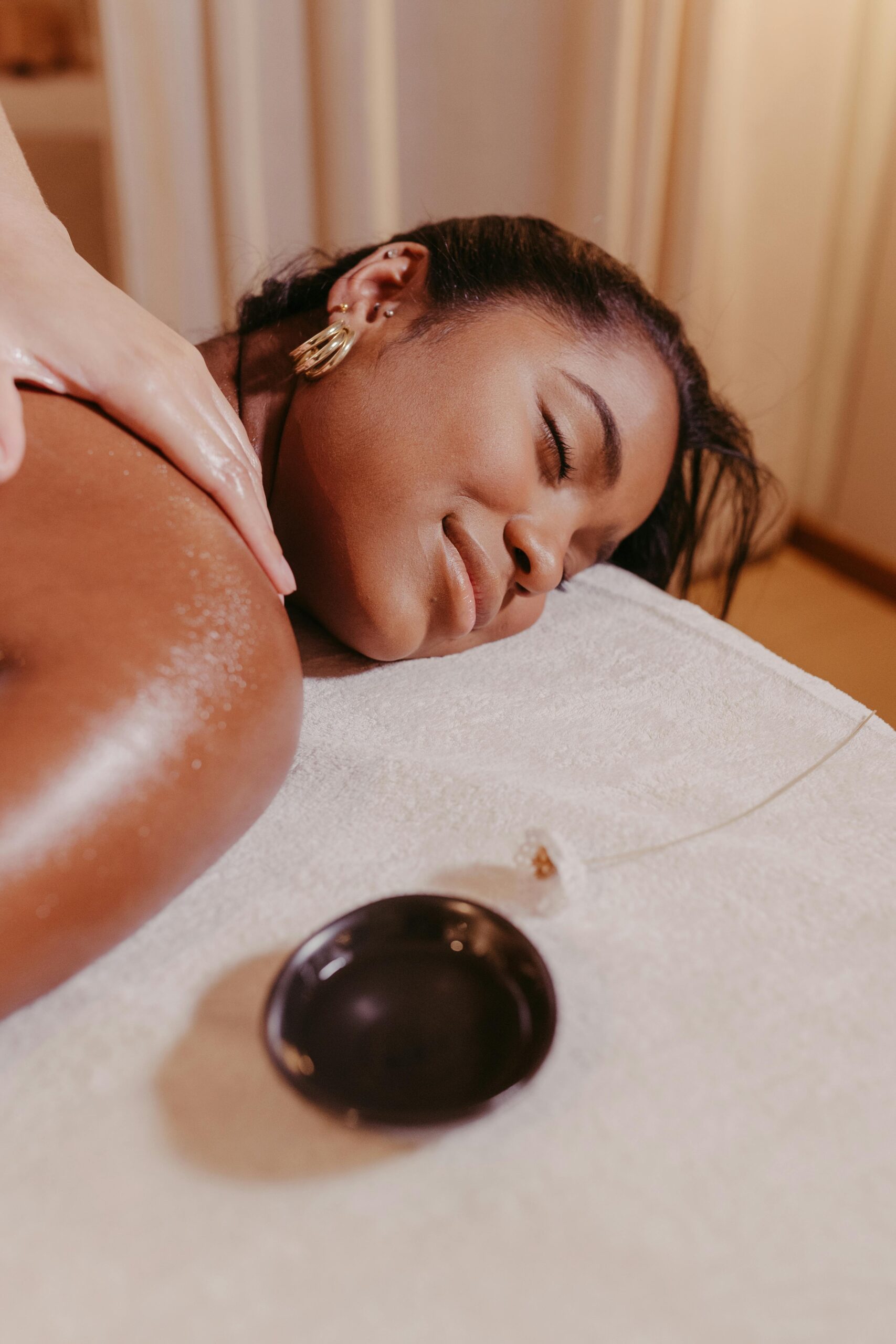baiame massages massage- bien-être-aux huiles essentilles saint-jacques-des-blats-cantal