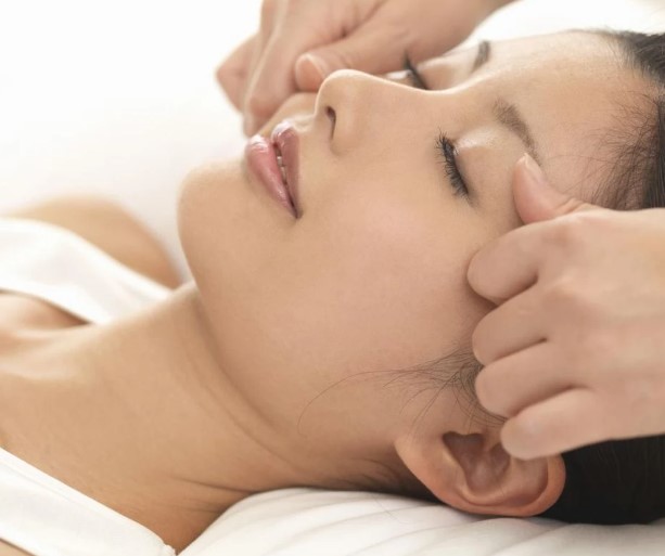 baiame massages -massage- bien-être-visage - kobido - saint-jacques-des-blats-cantal