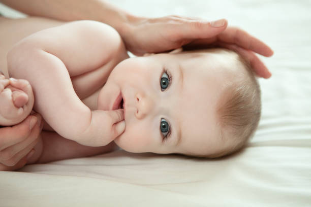 https://baiame-mamassage-bien-etre-bébé-saint-jacques-des-blats-cantal.jpg